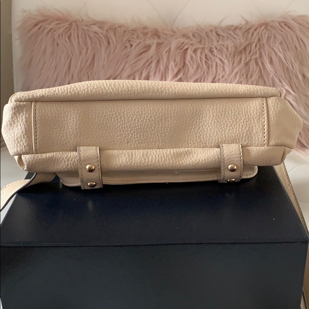 Preloved Jessica Simpson Beige/Cream Shoulder Bag - Picture 4 of 8